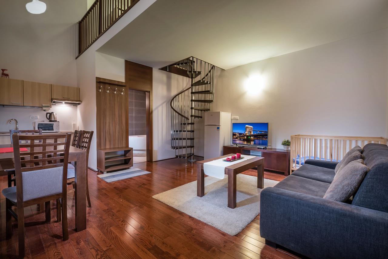 Apartmany Snow V Centre Stareho Smokovca Vysoké Tatry Dış mekan fotoğraf